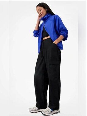 Athleta Paradise Straight Leg Cargo Pant - Black - Size Large - NWT
